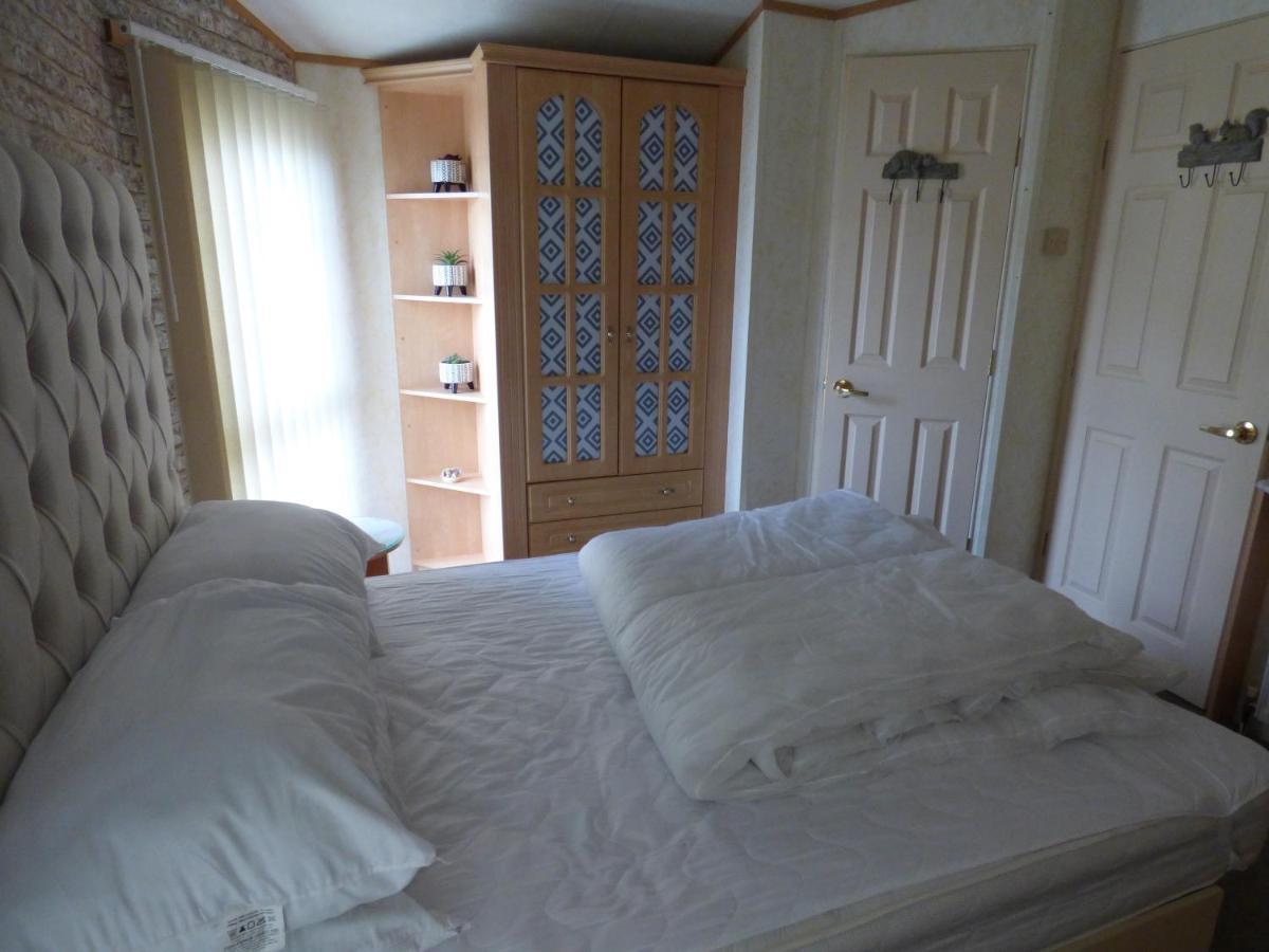 Cedar Lake 58 At Southview Leisure Park Skegness Bagian luar foto